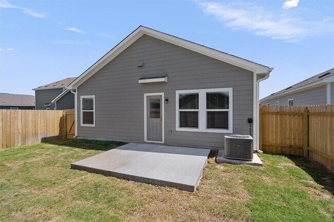 Building Photo - 416 Bullhead Rd