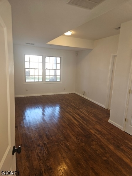 Building Photo - 73 Linden Ave