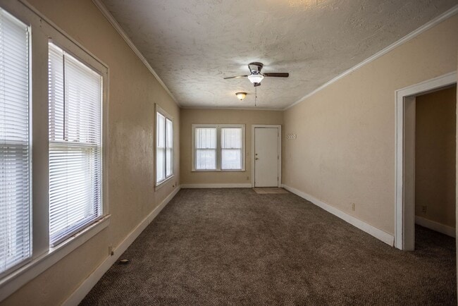 Building Photo - Single Family home Near SWOSU