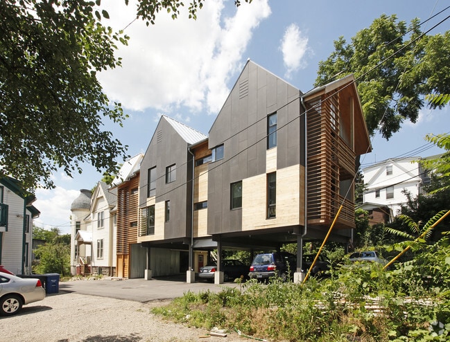 Building Photo - Packard House Addition