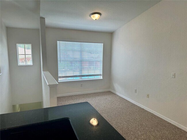 Building Photo - 832 Grand Regency Pointe
