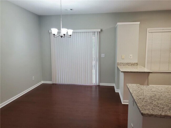 Building Photo - 4133 Howell Park Rd