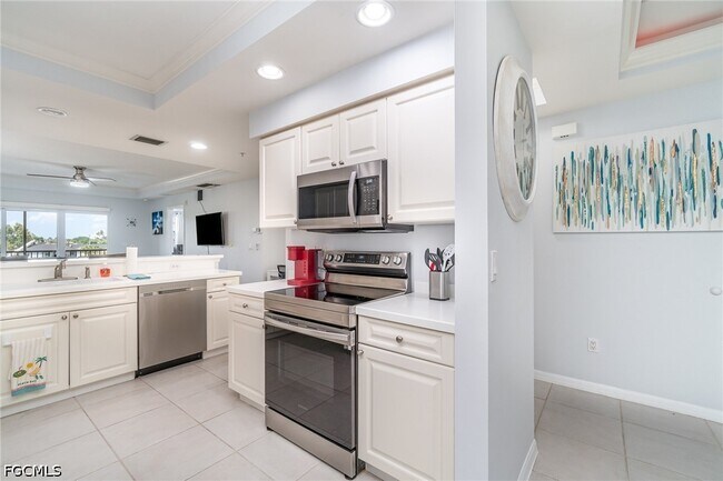 Building Photo - 1781 Four Mile Cove Pkwy