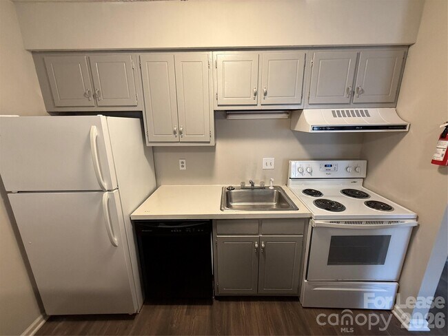 Building Photo - 381 20th Ave NE