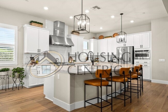 Building Photo - STUNNING Single Story Home with a Resort S...