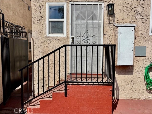 Primary Photo - 10518 S Vermont Ave