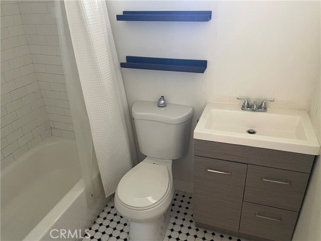 Building Photo - 1325 Douglas St