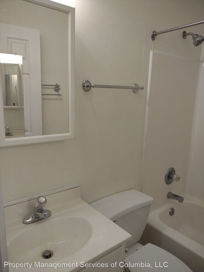 Building Photo - 2 br, 2 bath House - 605 South Waccamaw