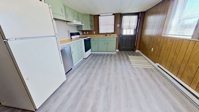 Building Photo - Lower Level Unit