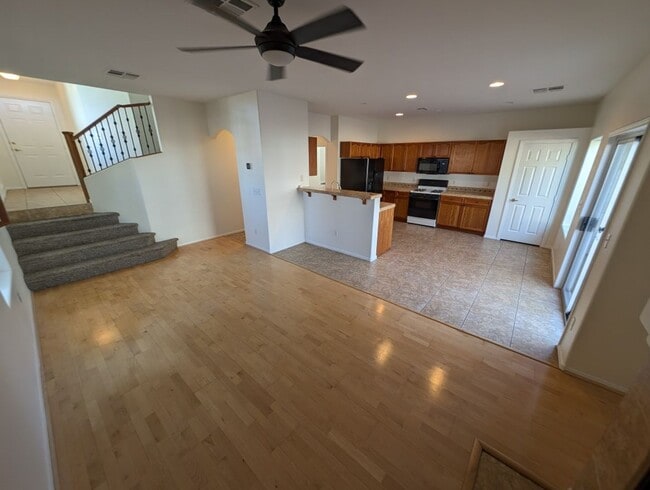 Building Photo - 205 Heiple Ct