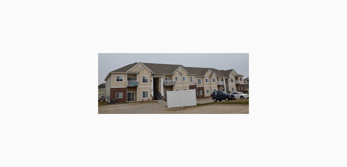 Building Photo - 2323 E Porter Avenue #86