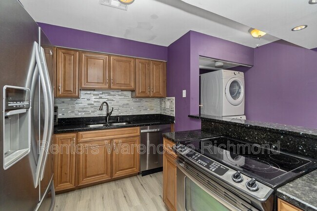 Building Photo - 1825 Ivystone Dr