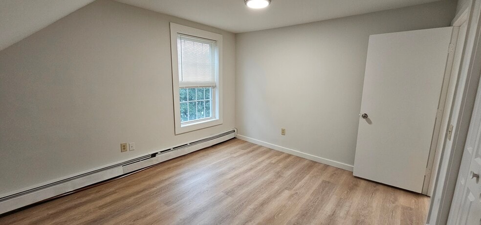 Building Photo - 17 Sanborn St