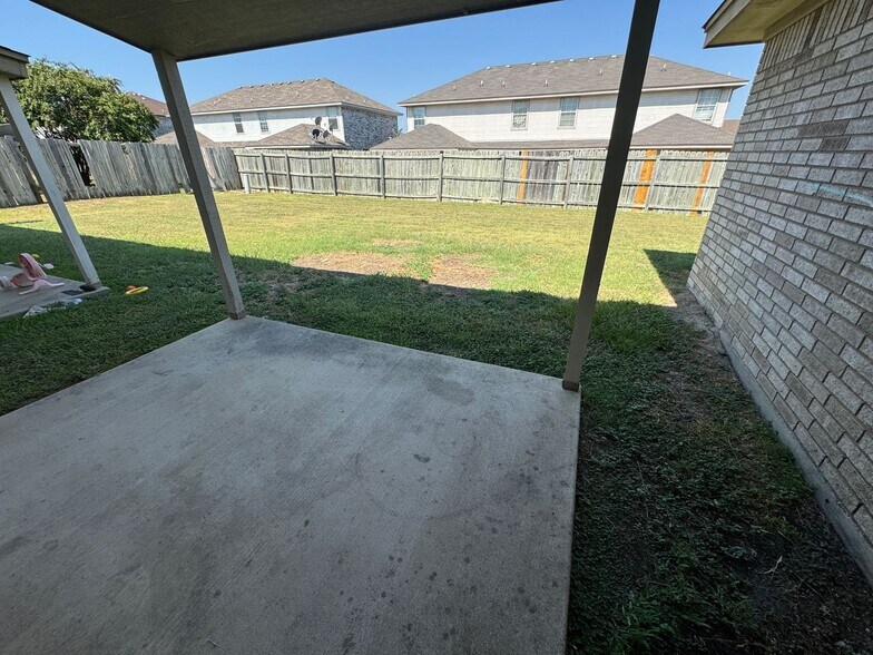 Building Photo - 4503 Alan Kent Dr