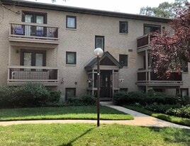 Building Photo - 4306 Eastview Ln