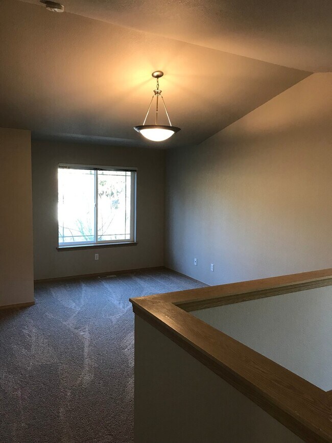 Building Photo - 1308 Mills Landing Ct SE