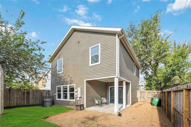 Building Photo - 4326 Darter St