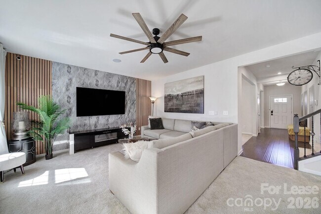 Building Photo - 6710 Carradale Way