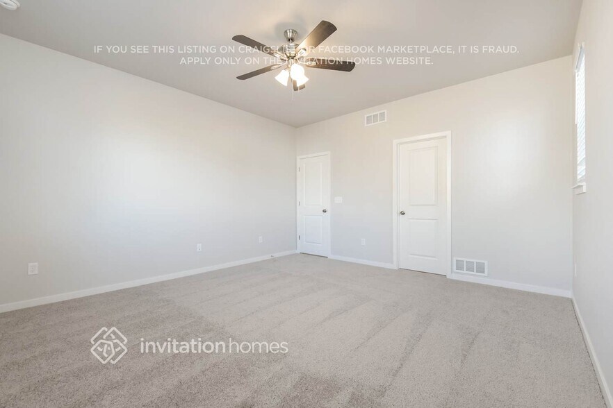 Building Photo - 4419 Shivaree St