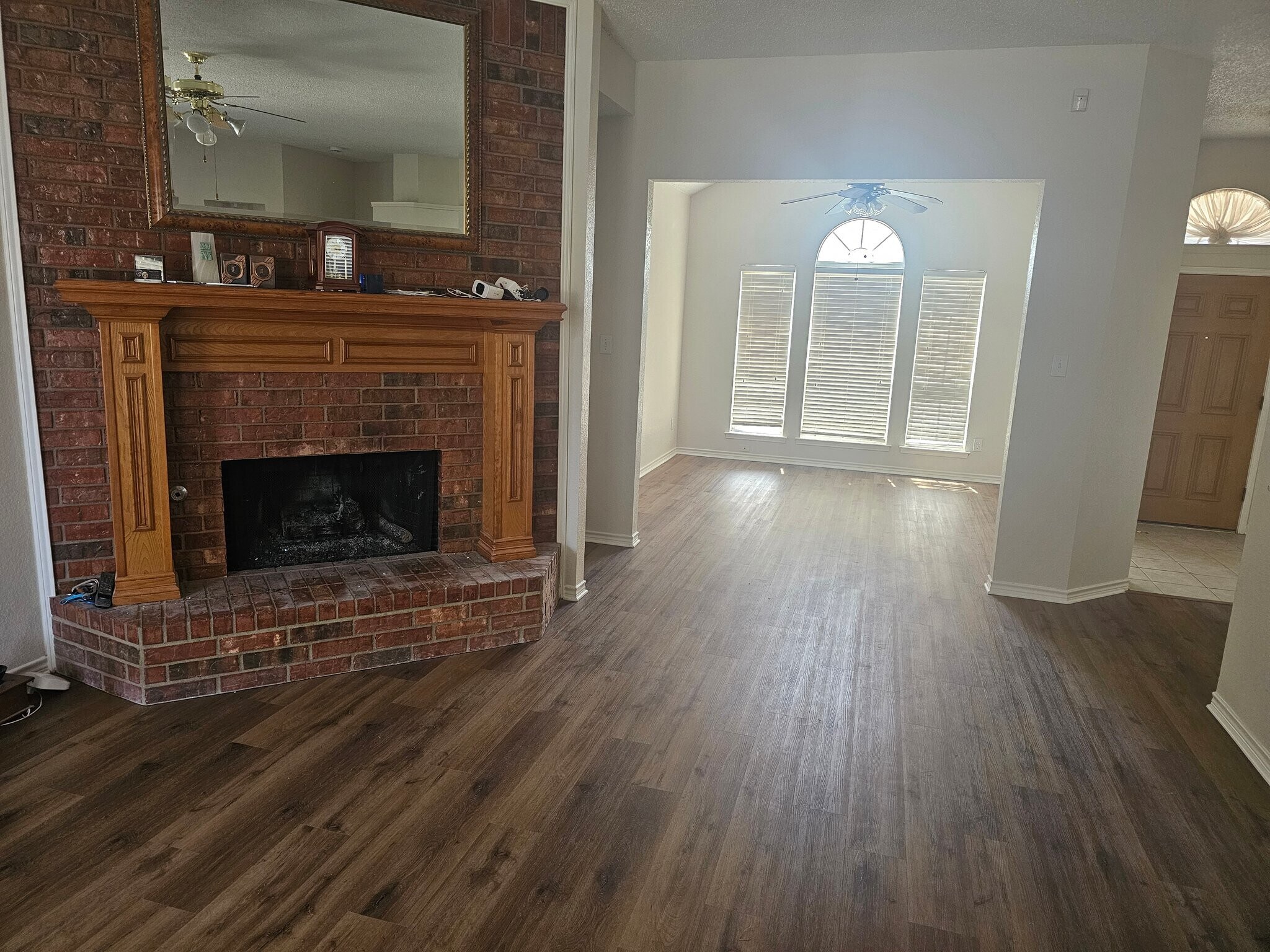 Building Photo - 3703 Blossom Dr