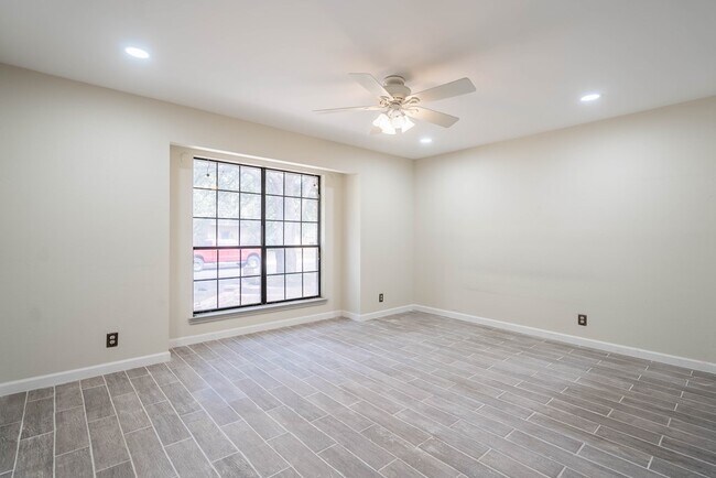 Building Photo - 4503 Westminister Dr