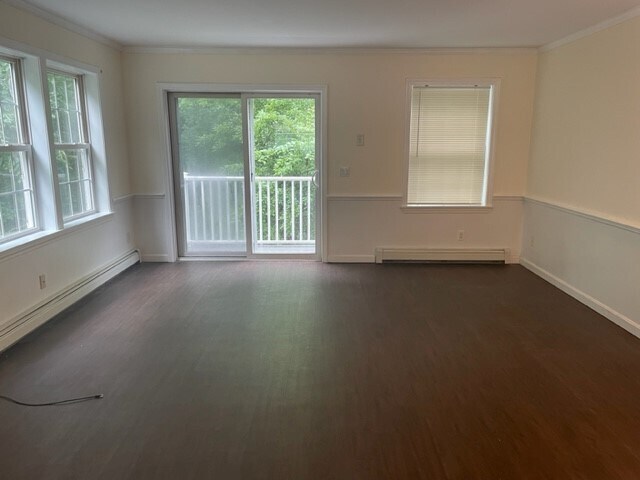 Building Photo - 1029 Mammoth Rd