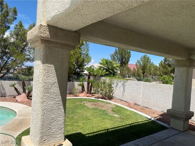 Building Photo - 436 Beardsley Cir