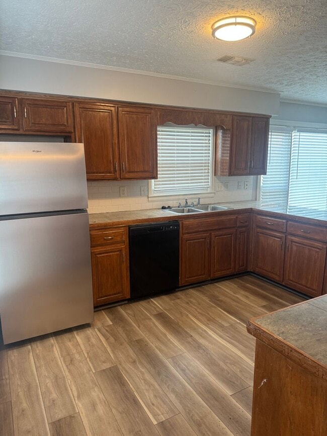 Building Photo - A Great Place to Call Home