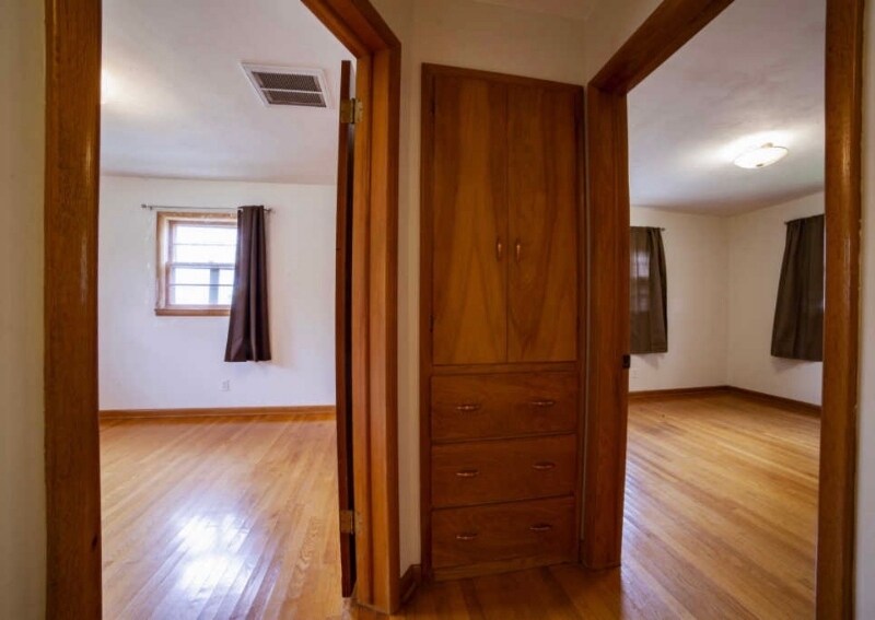 Building Photo - 2307 S Virginia Ave