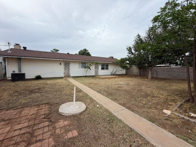 Building Photo - 3916 Boulder Ave