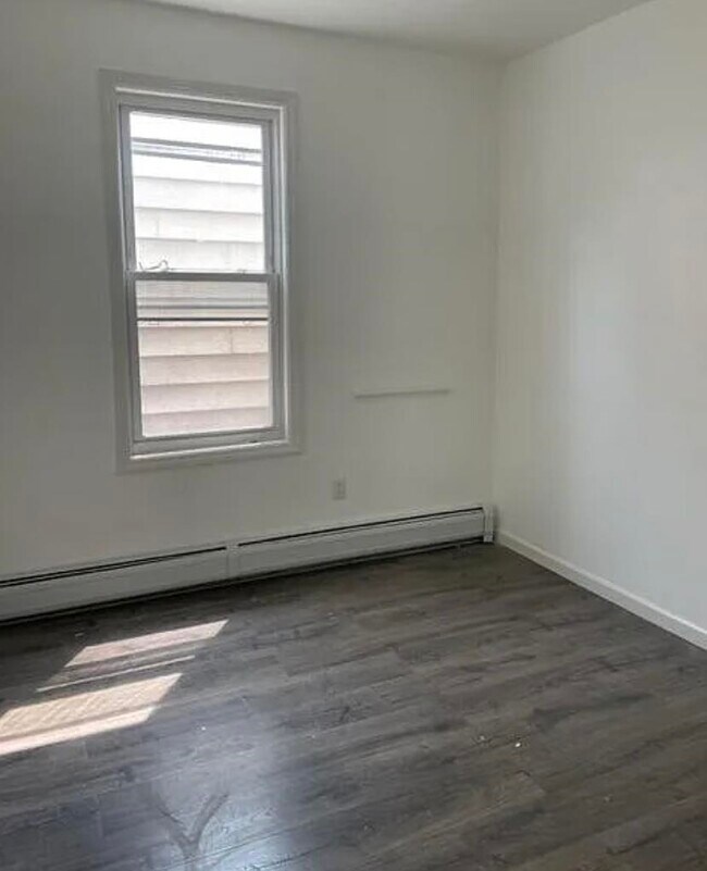 Building Photo - 220 Nunda Ave