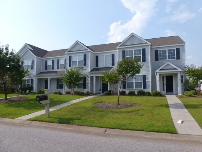 Building Photo - THE ORCHARDS @ THE FARM CAROLINA FOREST