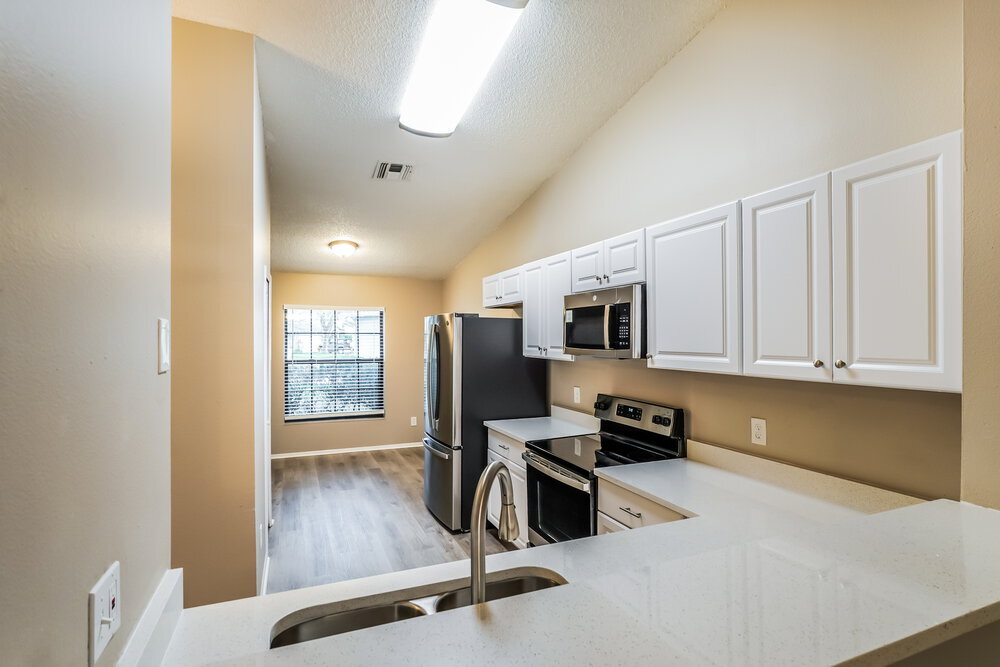 Building Photo - 1021 Wainright Dr