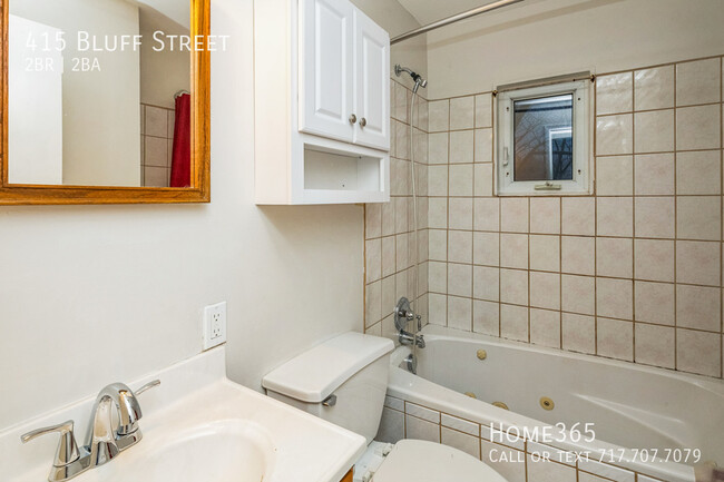 Building Photo - Charming 2-Bedroom Home in Glendale Neighb...