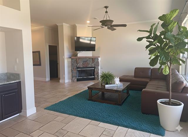 Building Photo - 2204 Glenbrook St