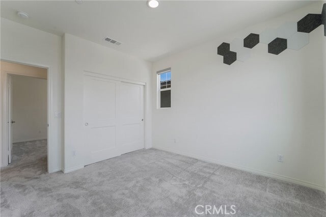 Building Photo - 4952 S Anderson Ave