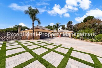 Building Photo - Amazing Executive Estate!
