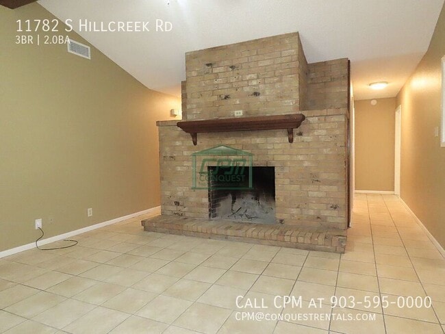 Building Photo - 11782 S Hillcreek Rd