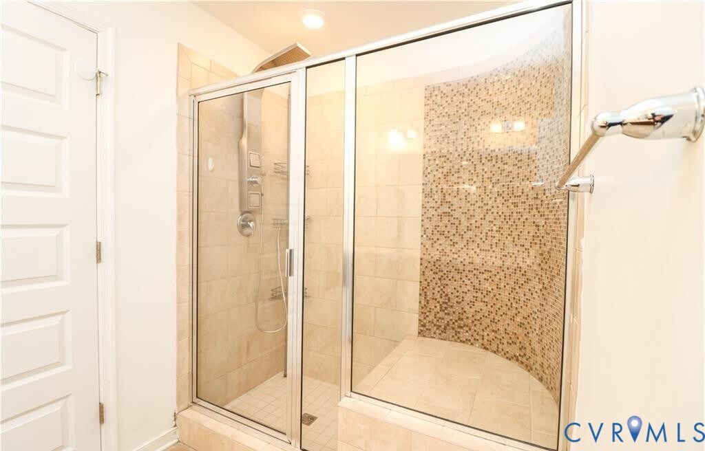 Building Photo - 2424 Marions Ln