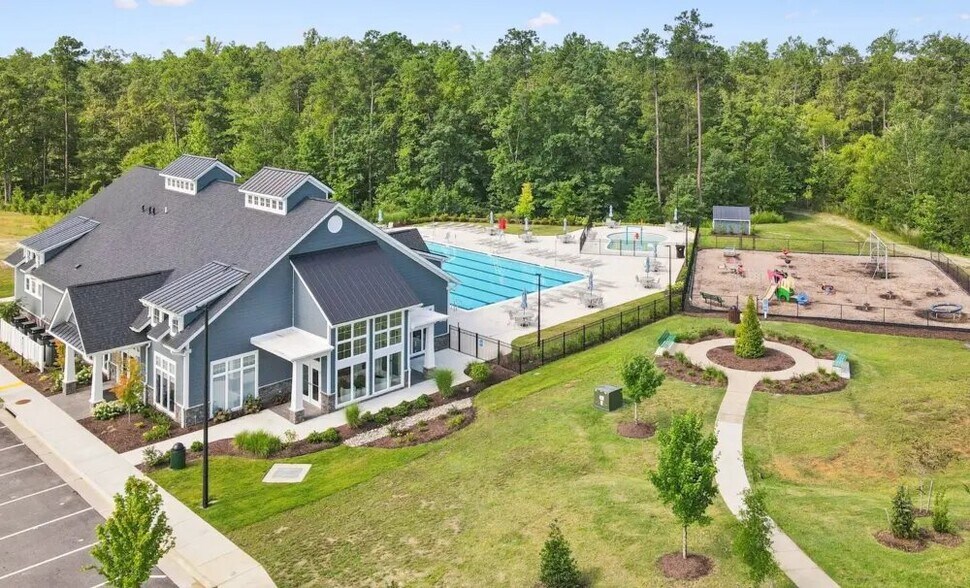 Building Photo - 6131 Belay Dr