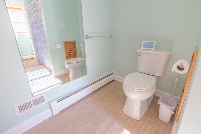 Primary Double Sink Bathroom - 275 Kimberly Ave