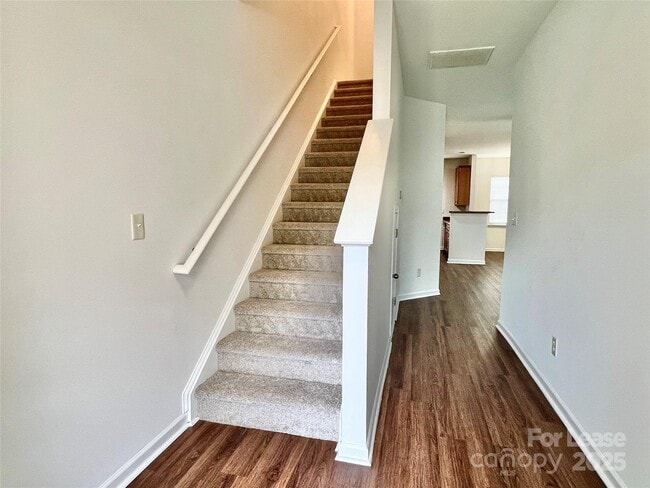 Building Photo - 13310 Erwin Rd