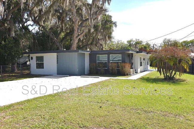 Building Photo - 3032 Spirit Lake Dr