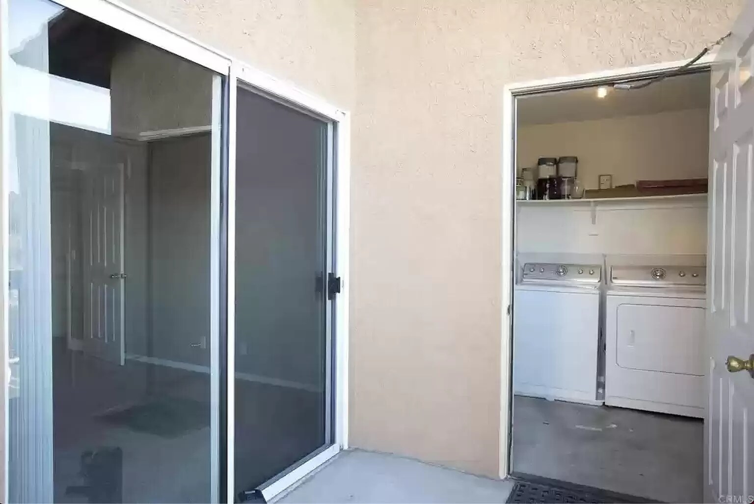 Building Photo - 42140 Lyndie Ln