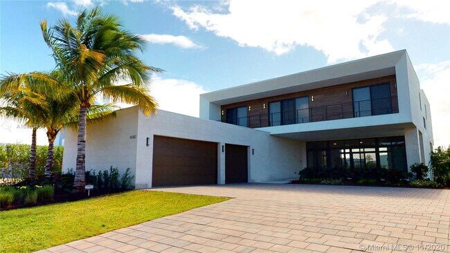 Primary Photo - 16580 Sunset Way