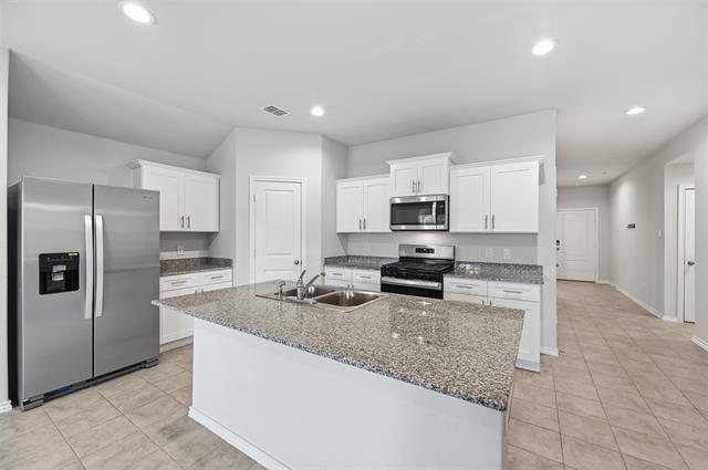 Building Photo - 537 Bronze Cir W