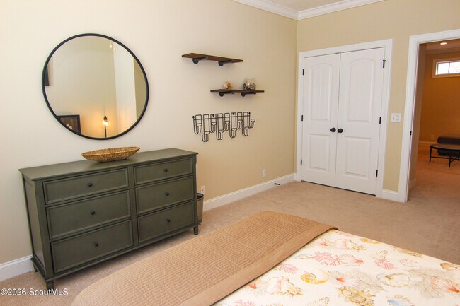 Building Photo - 905 Mariners Cir