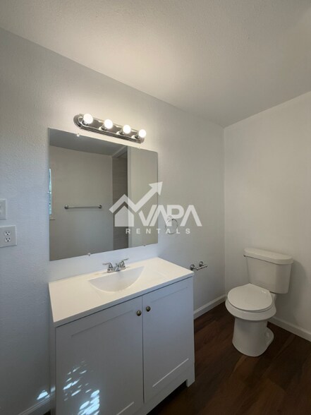 Building Photo - 5607 Summer Gold Dr