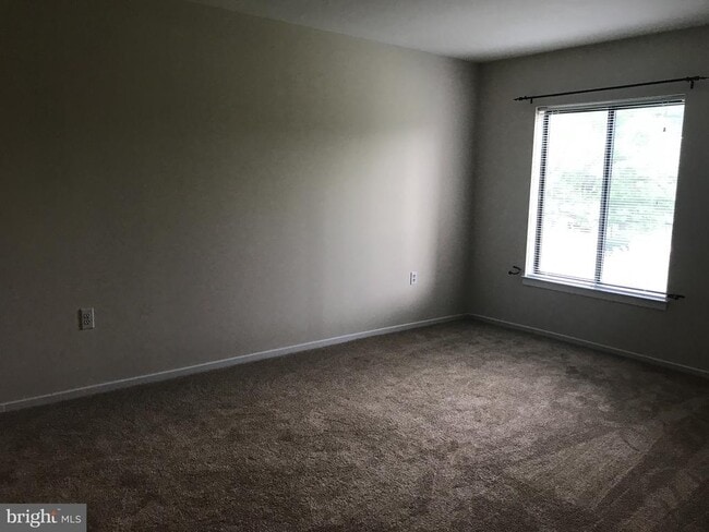 Building Photo - 10028 Stedwick Rd