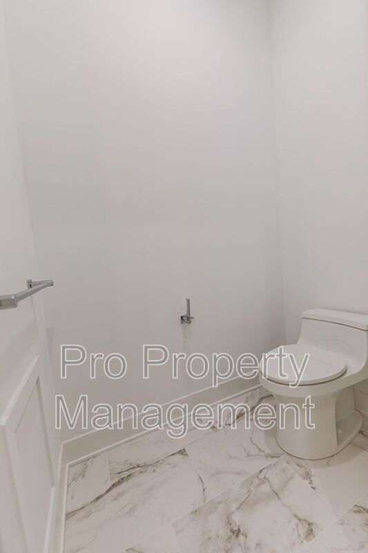 Building Photo - 35 Lookout Rdg